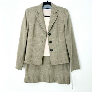 Brand new two pieces skirt suit set from Evan Picone.